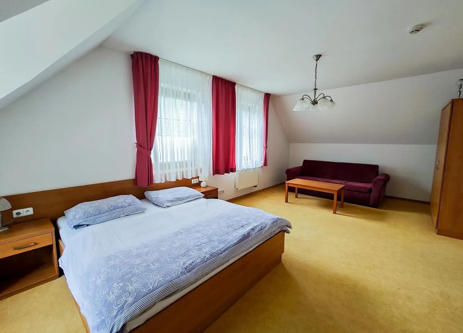 Geyserpark Village Karlovy Vary Tatil parkı
